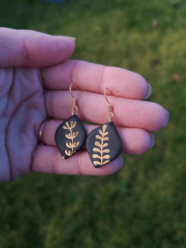 Collection Les Classiques Feuille d'Or - Boucles d'oreilles Isalie 