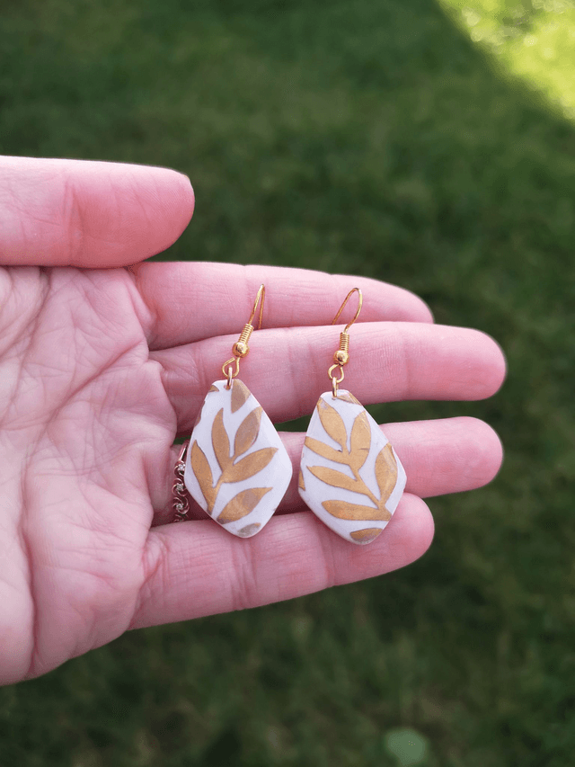 Collection Les Classiques Feuille d'Or - Boucles d'oreilles Isis 